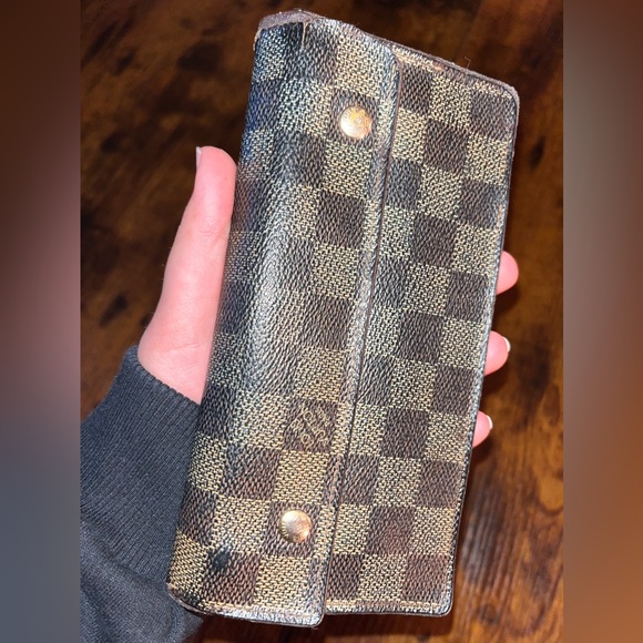 Louis Vuitton Damier wallet - Picture 7 of 11